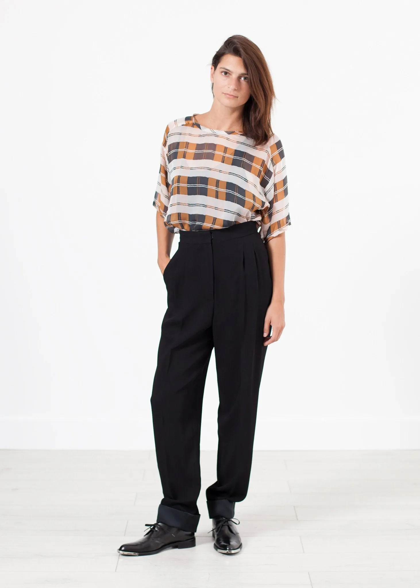 Contrast Cuff Pant in Black