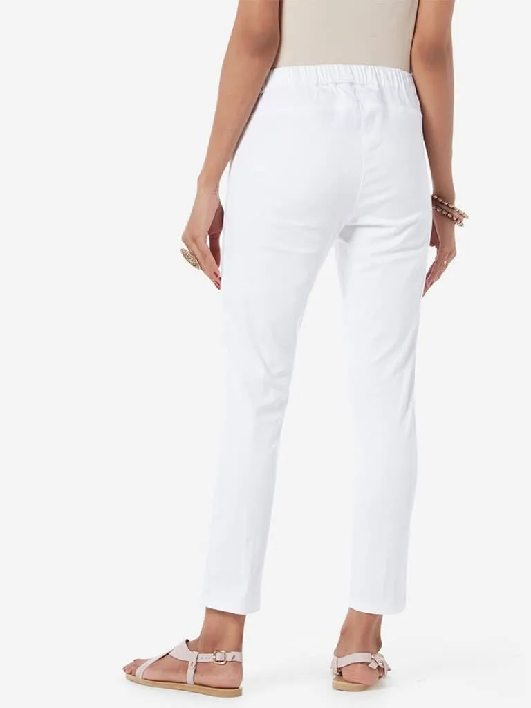 Utsa White Ethnic Pants